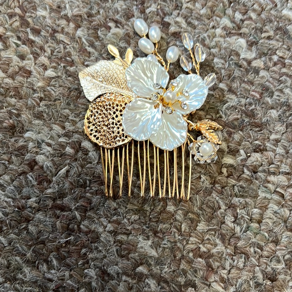 Women hair clip